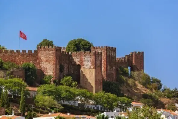 Algarve Castle's Tour: Exploring Historic Fortresses and Landmarks